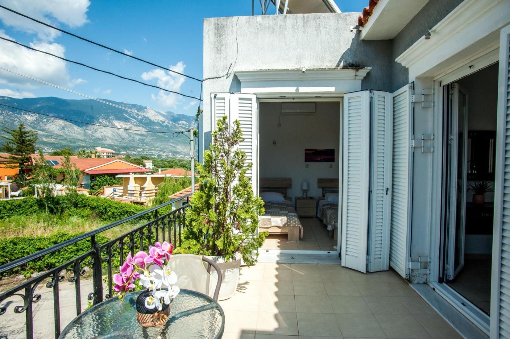Gravanis Ir Home Pesádha Exteriör bild