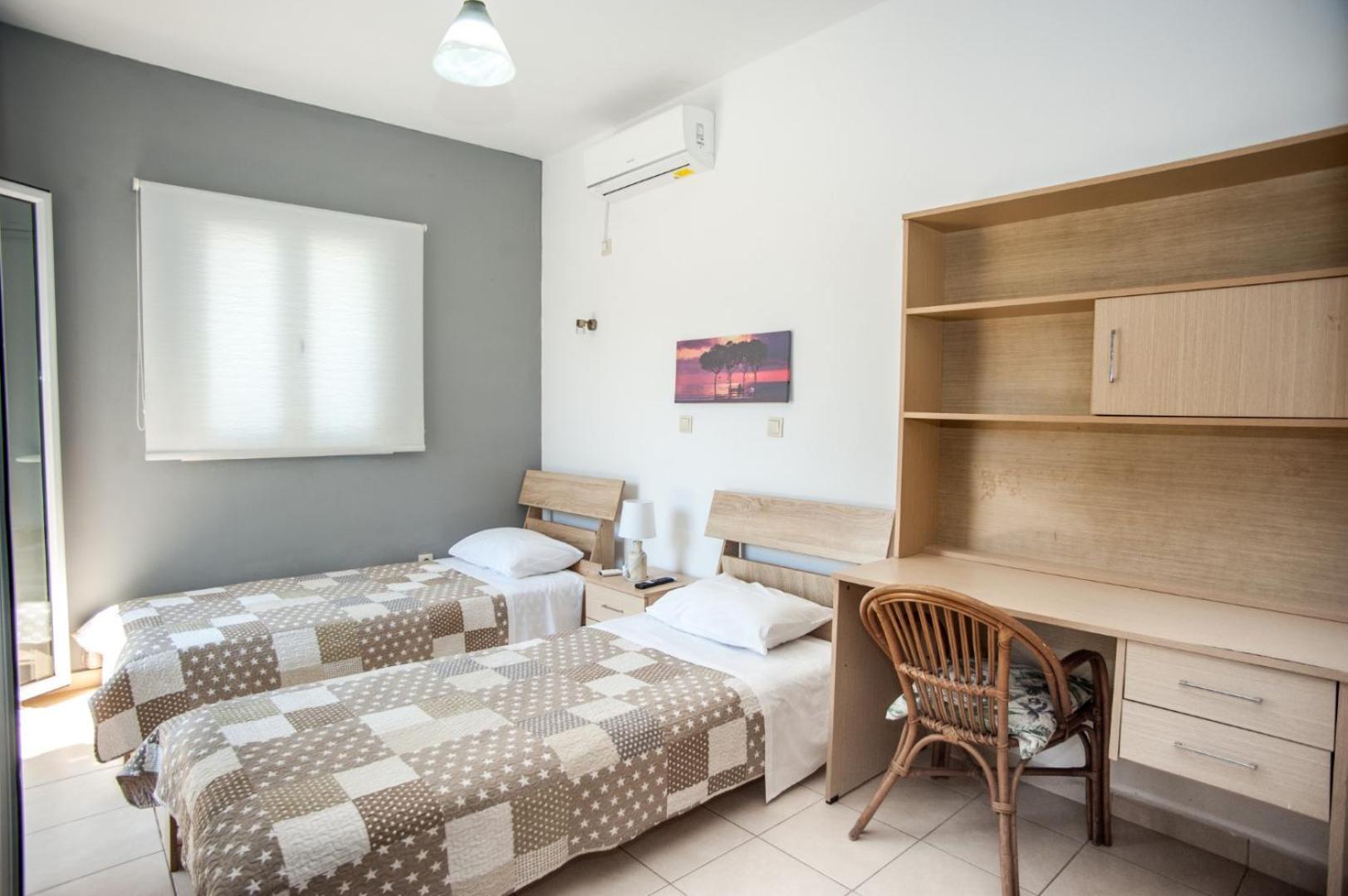 Gravanis Ir Home Pesádha Exteriör bild