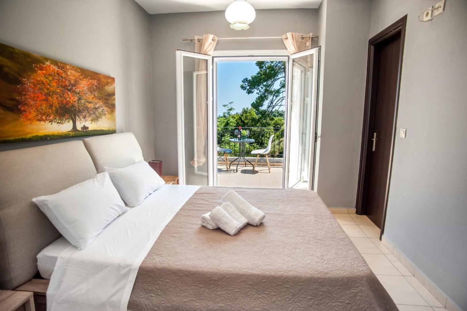 Gravanis Ir Home Pesádha Exteriör bild