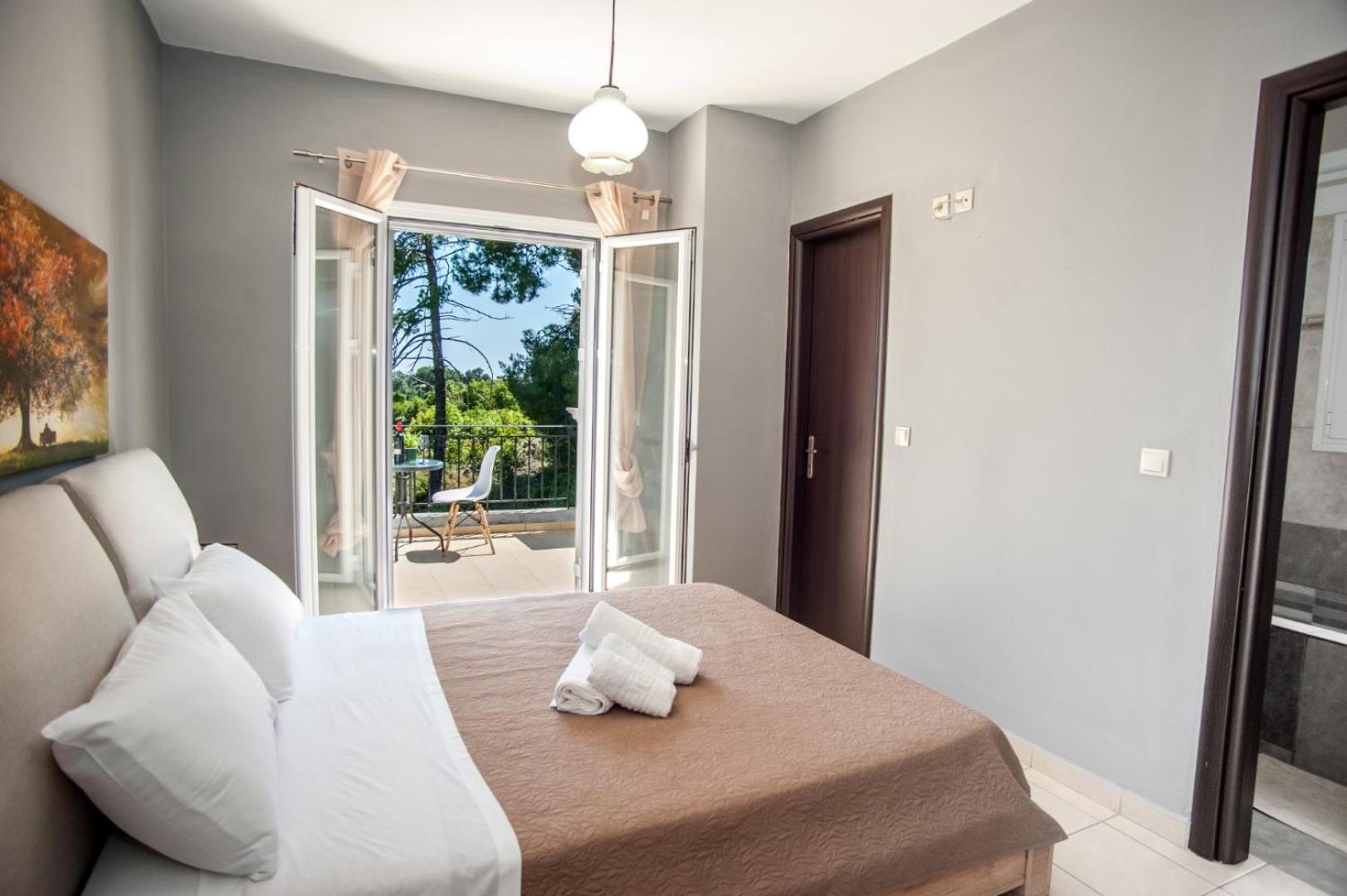 Gravanis Ir Home Pesádha Exteriör bild