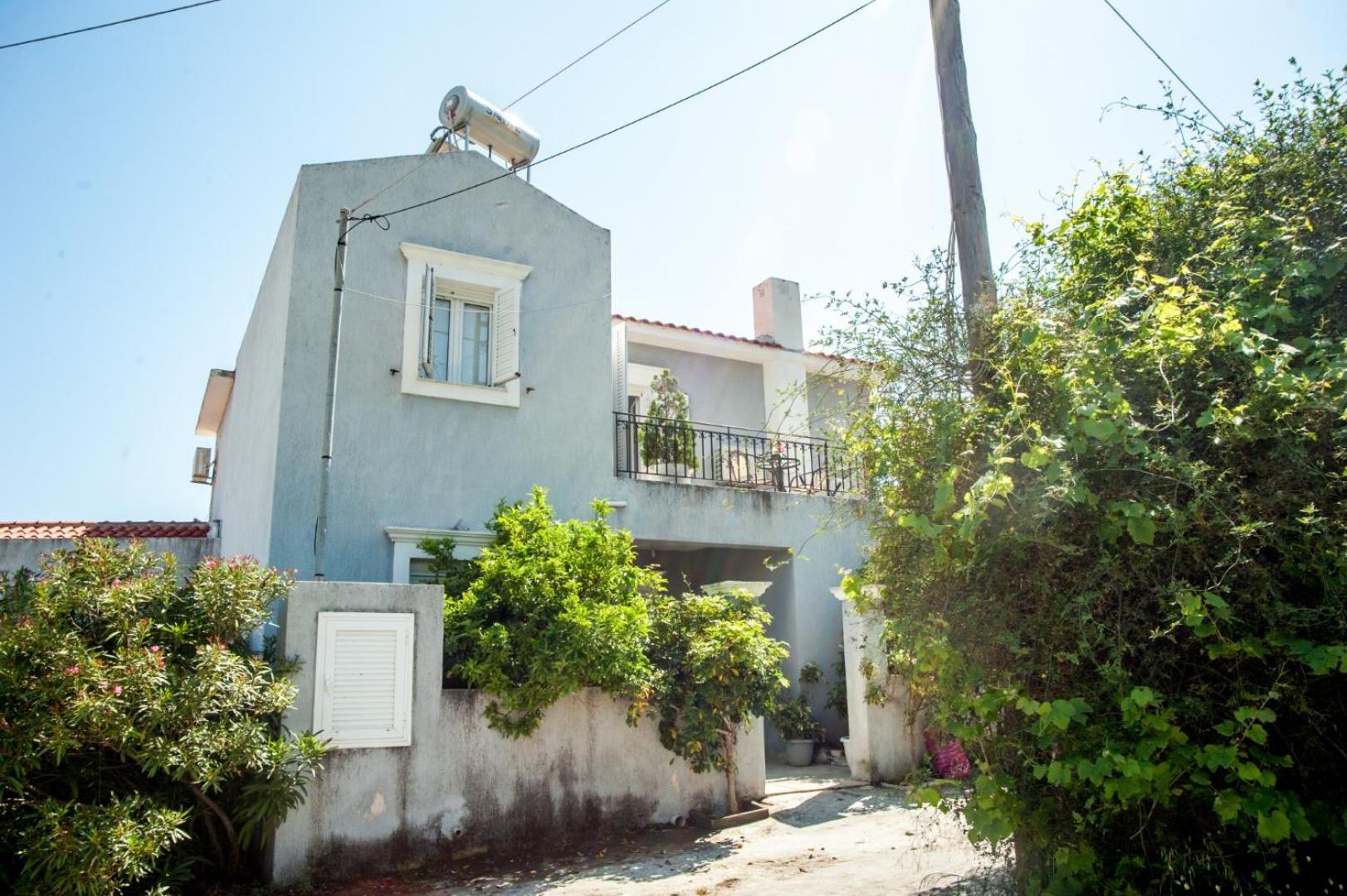Gravanis Ir Home Pesádha Exteriör bild